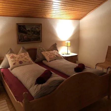 Apartment Spacious Overlooking Lake Brienz